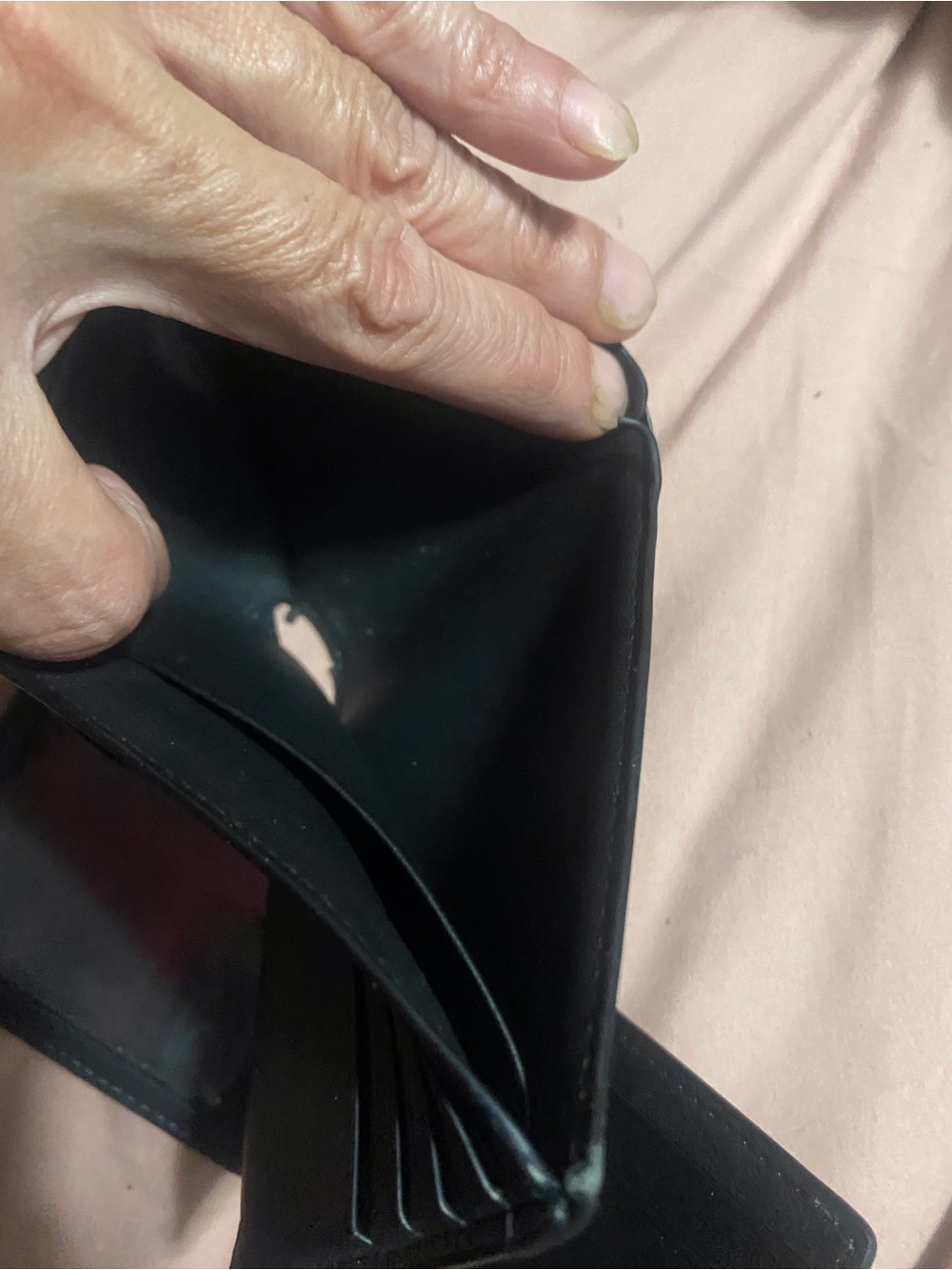 Coach Men's Black Signature Leather Wallet - Picture 8 of 11